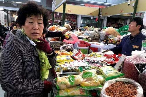 昆明虹桥批发市场今日菜价瓜尖,瓜尖价格走俏